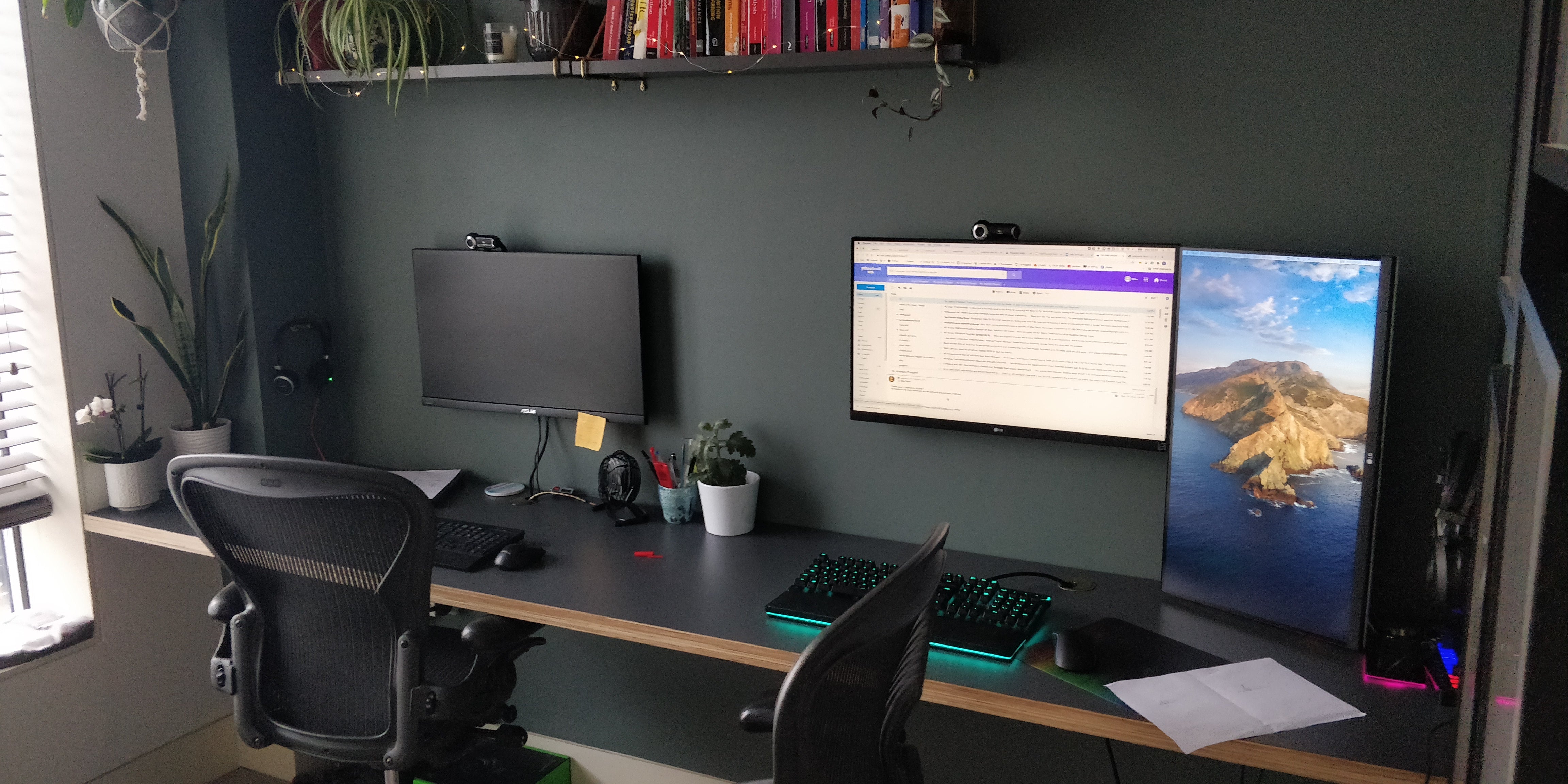 Dark Bespoke Floating Plywood Desk